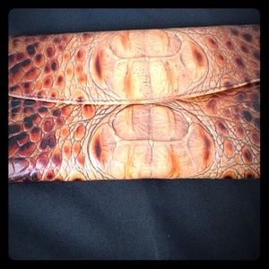 Brahmin wallet